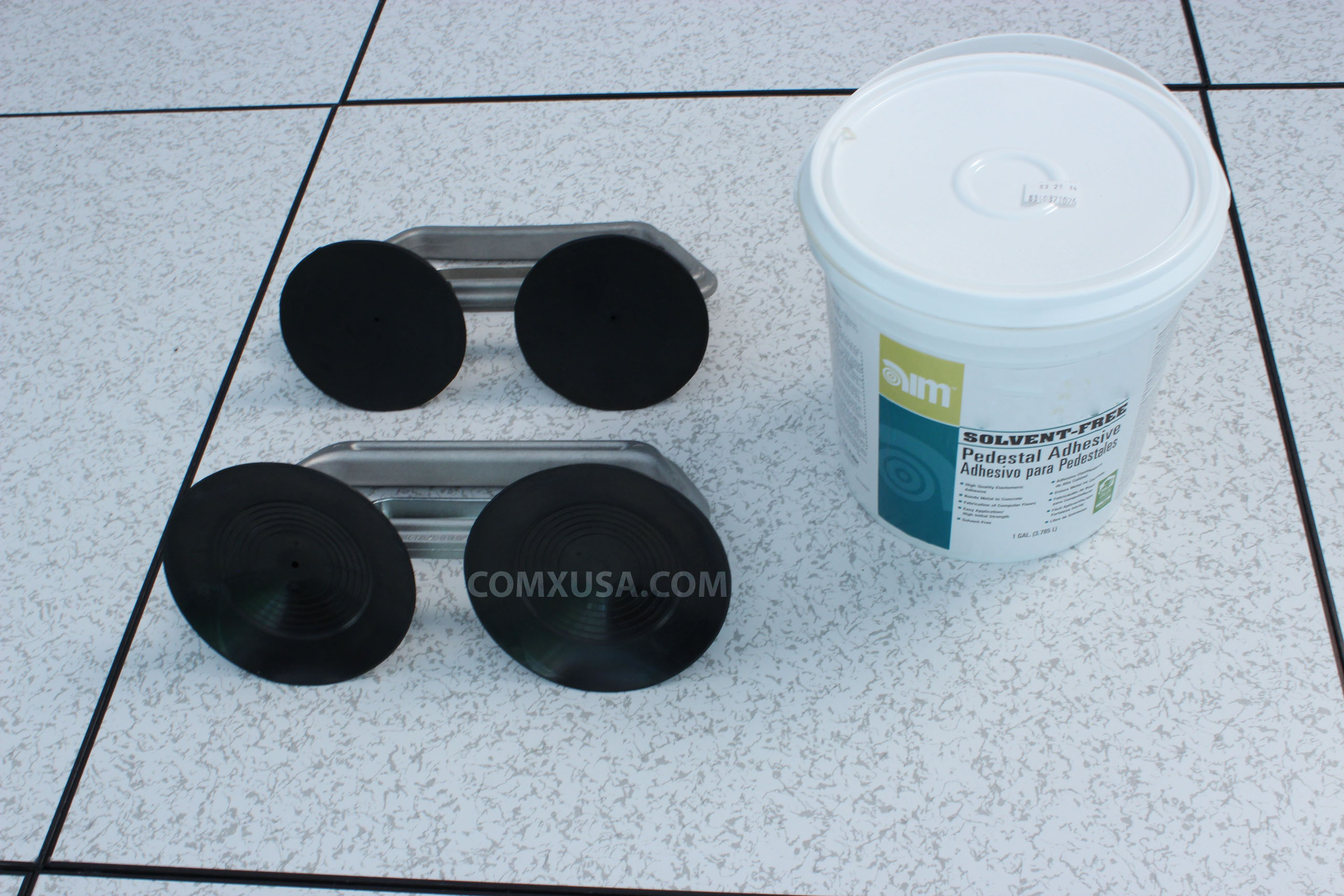 Pedestal Adhesive and Double Suction Cup Panel Lifter